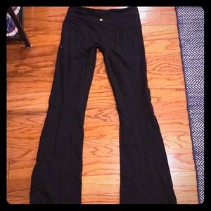 Lululemon yoga pants